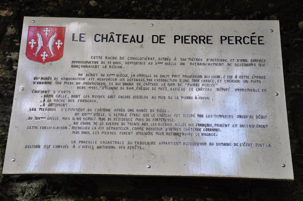 Hotel Restaurant Le Chalet Pierre-Percee Luaran gambar